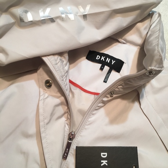 Dkny Jackets & Blazers - DKNY 🧥💦 Women’s Rain Packable Coat. NWT.